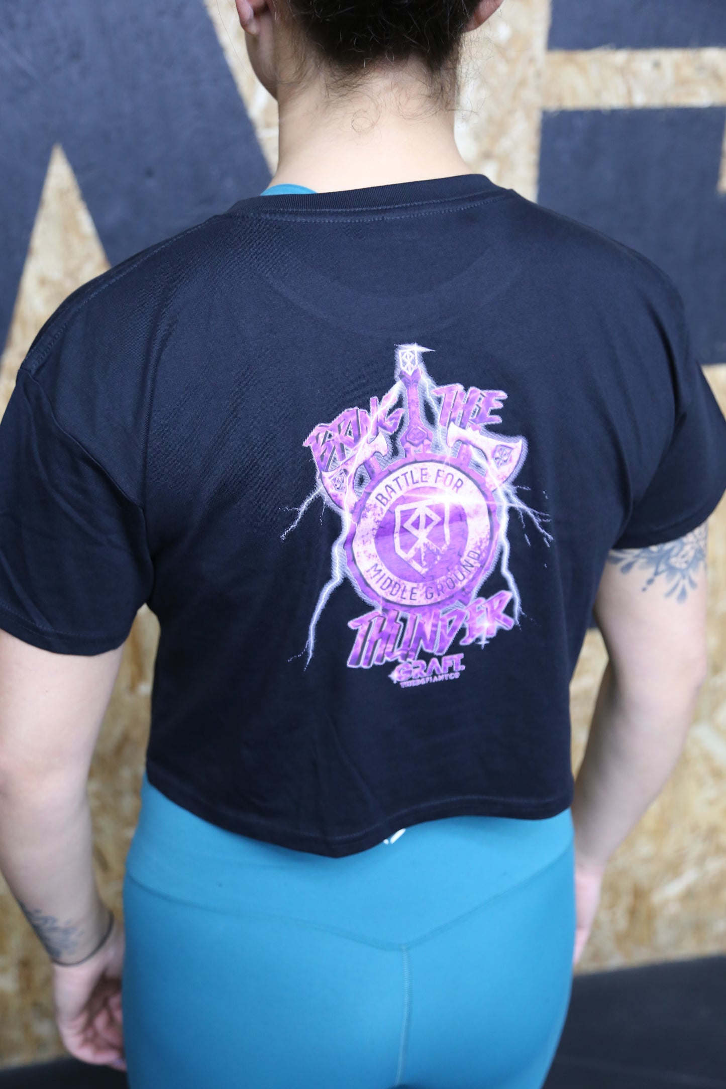 RAGNAROK ATHLETE CROP T-SHIRT